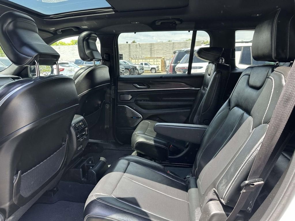 2023 Jeep Grand Cherokee L Overland