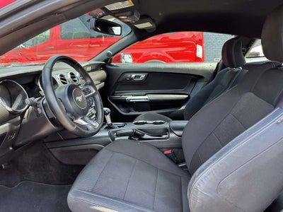 2017 Ford Mustang V6