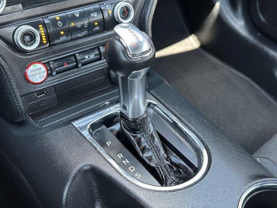 2017 Ford Mustang V6