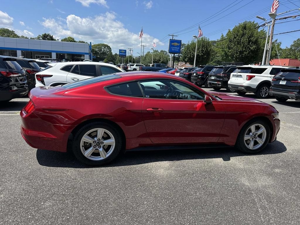 2017 Ford Mustang V6