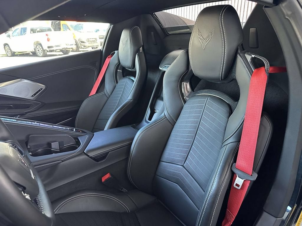 2024 Chevrolet Corvette Stingray 2LT