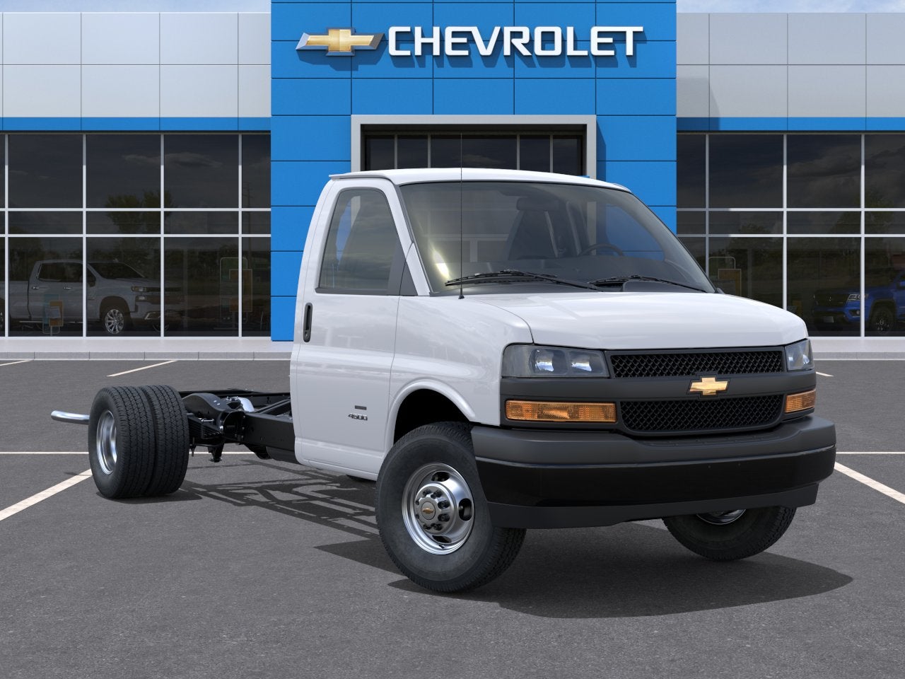 2026 Chevrolet Express Cutaway 3500 1WT