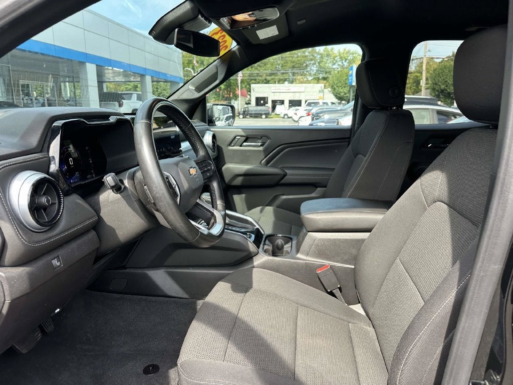 2023 Chevrolet Colorado 4WD LT