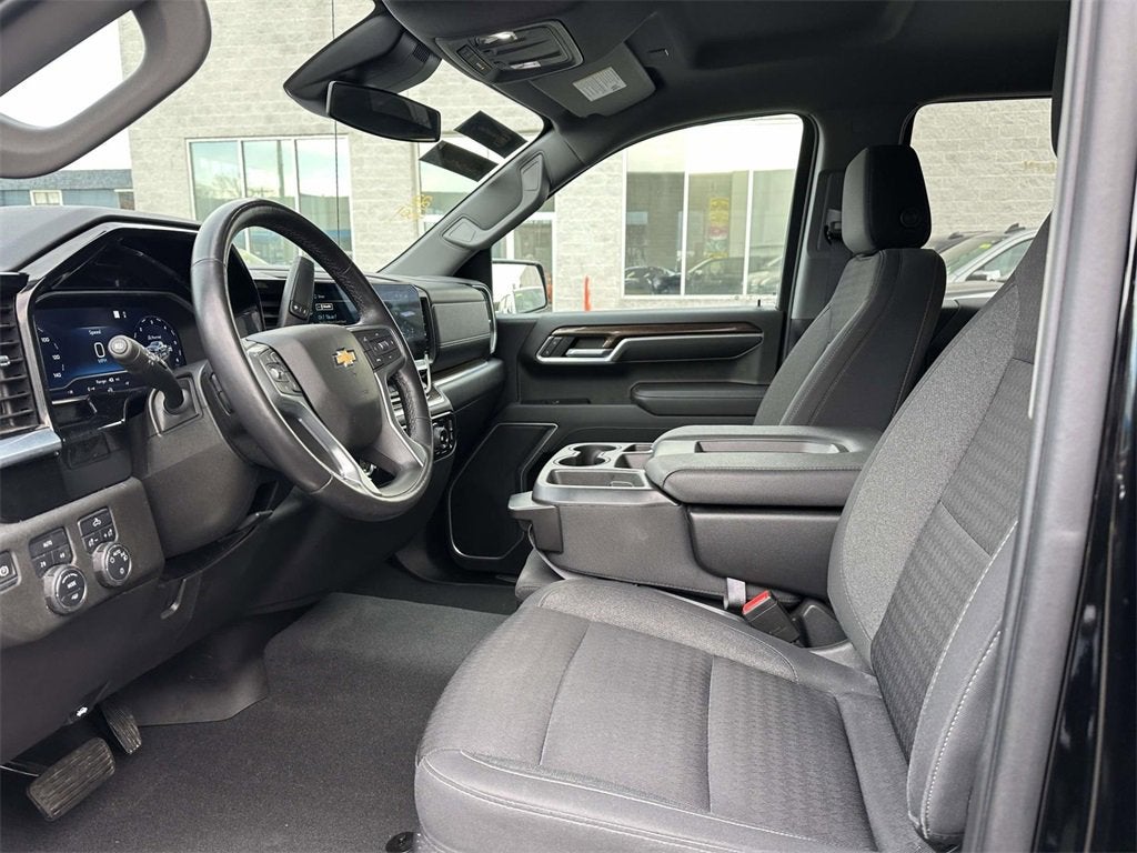 2022 Chevrolet Silverado 1500 LT (2FL)