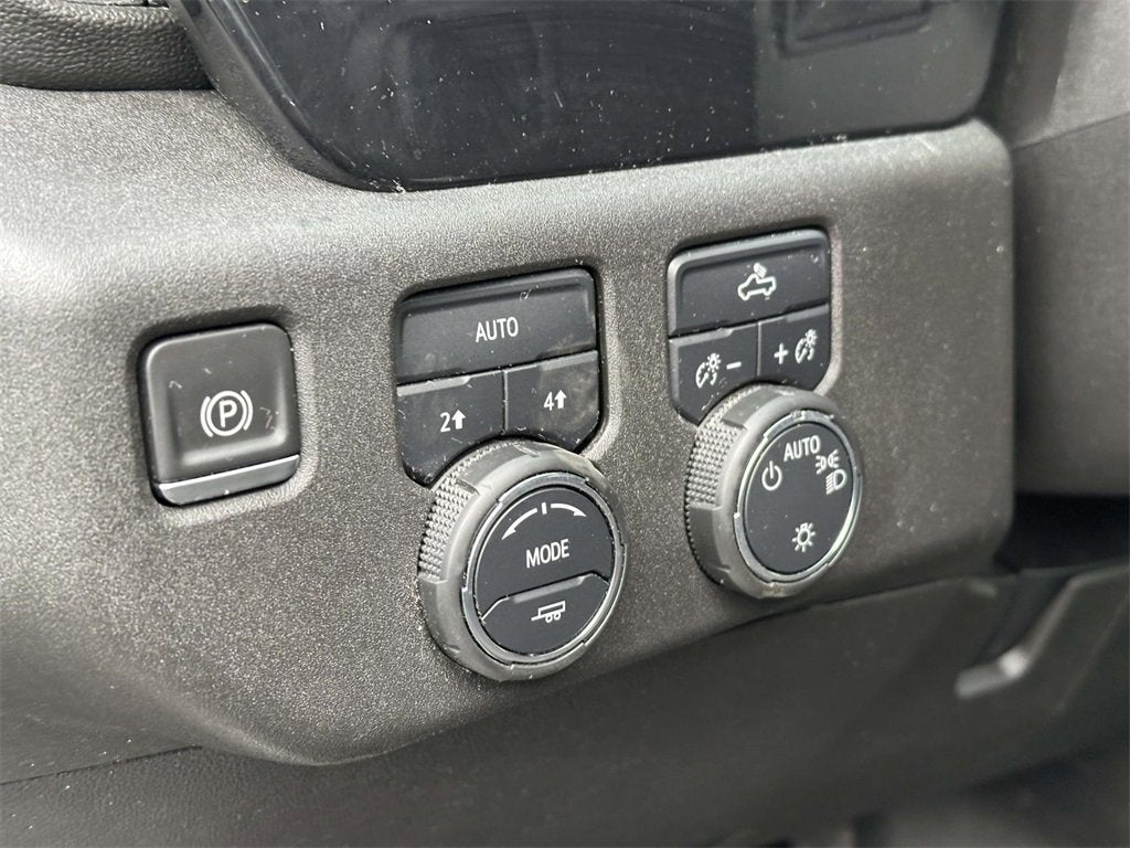 2022 Chevrolet Silverado 1500 LT (2FL)