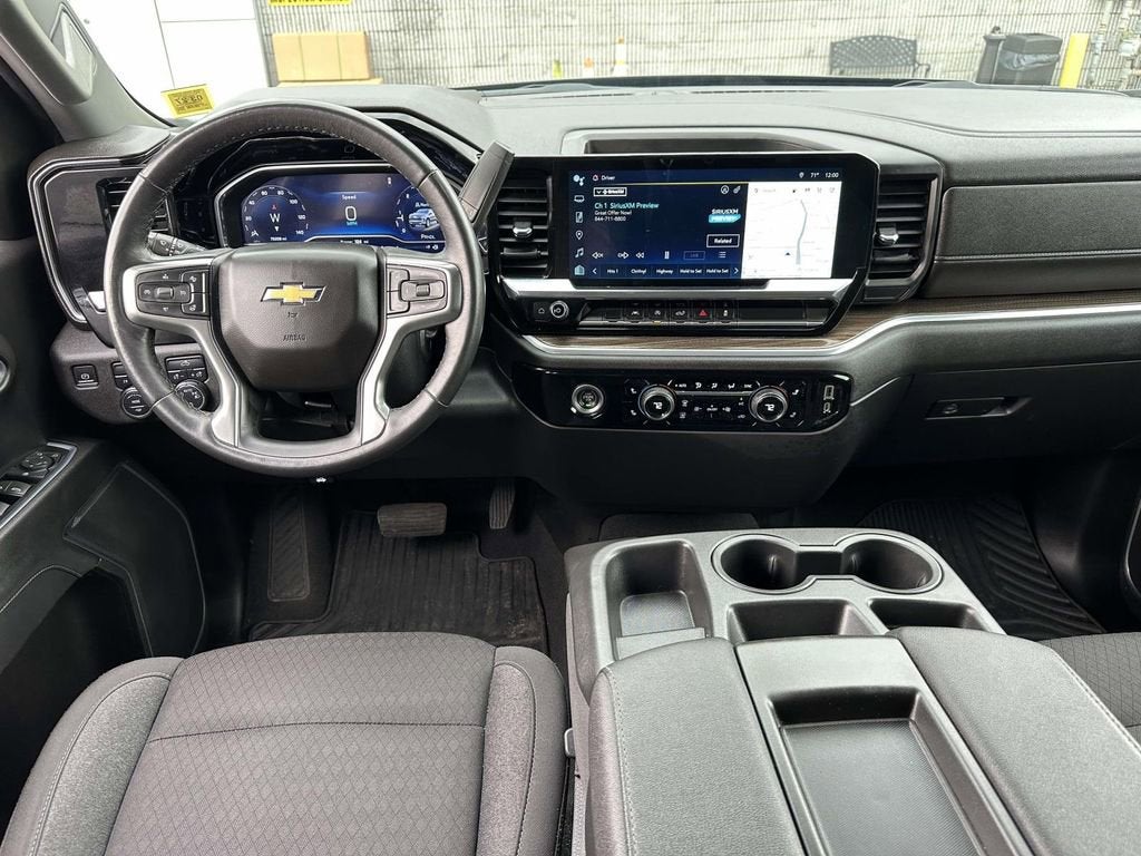 2023 Chevrolet Silverado 1500 LT (2FL)