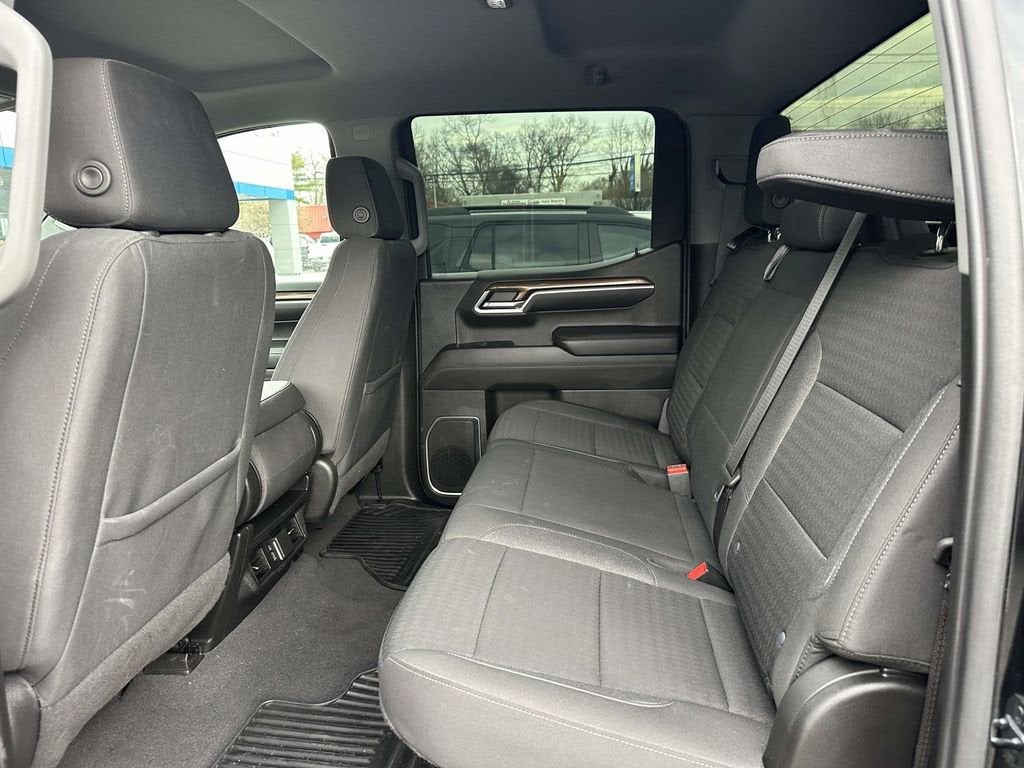 2023 Chevrolet Silverado 1500 LT (2FL)
