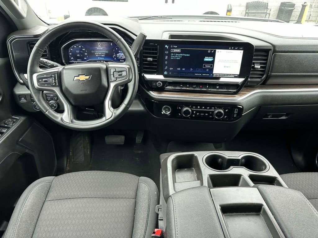 2023 Chevrolet Silverado 1500 LT (2FL)