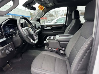 2023 Chevrolet Silverado 1500 LT (2FL)