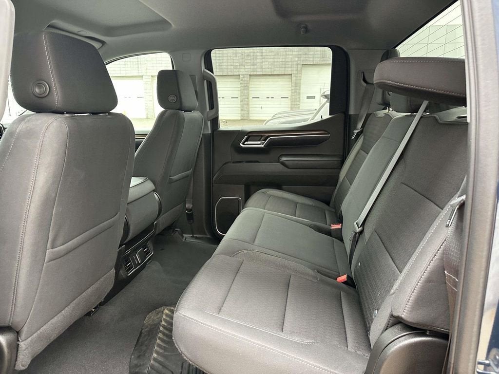 2022 Chevrolet Silverado 1500 LT (2FL)