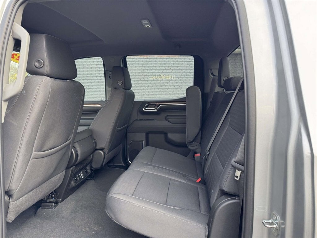 2022 Chevrolet Silverado 1500 LT (2FL)