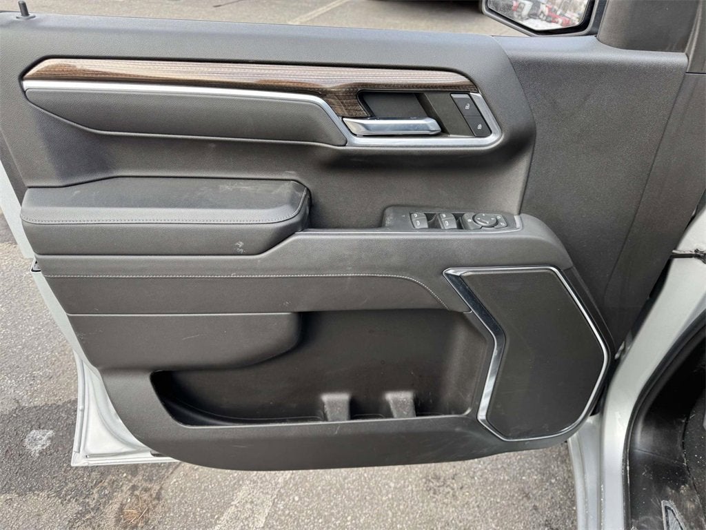 2022 Chevrolet Silverado 1500 LT (2FL)