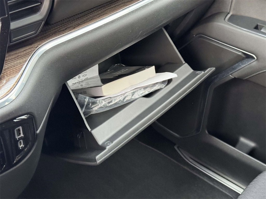 2022 Chevrolet Silverado 1500 LT (2FL)