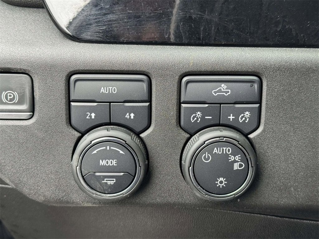 2022 Chevrolet Silverado 1500 LT (2FL)