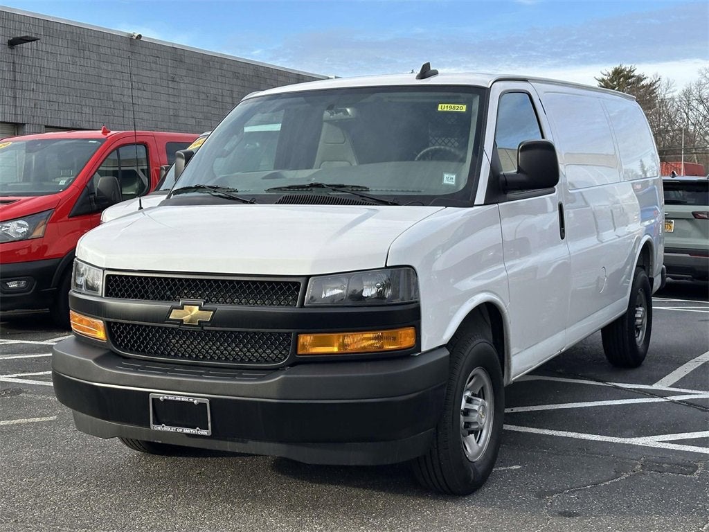 2025 Chevrolet Express Cargo 2500 WT