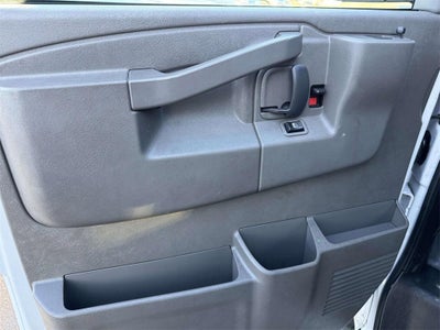 2024 Chevrolet Express Cargo 2500 WT