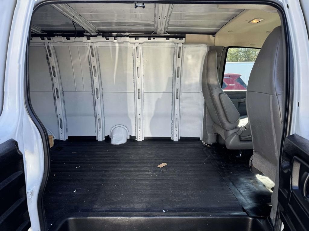 2019 Chevrolet Express Cargo 2500 VAN RWD 2500 155"