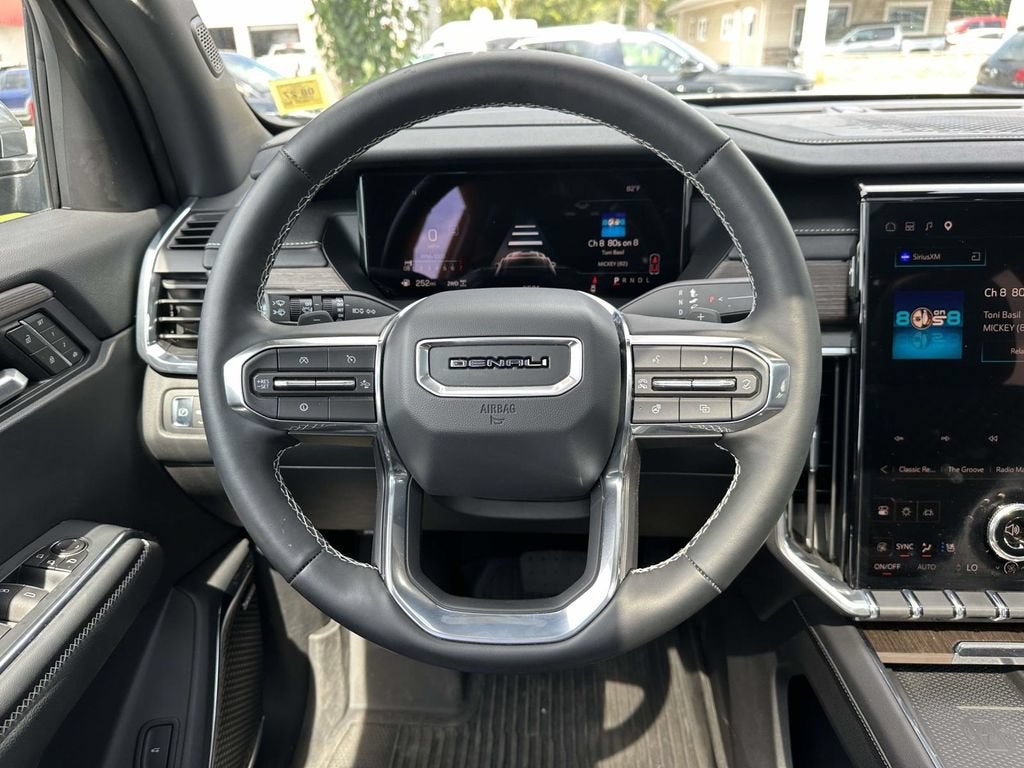 2025 GMC Acadia Denali