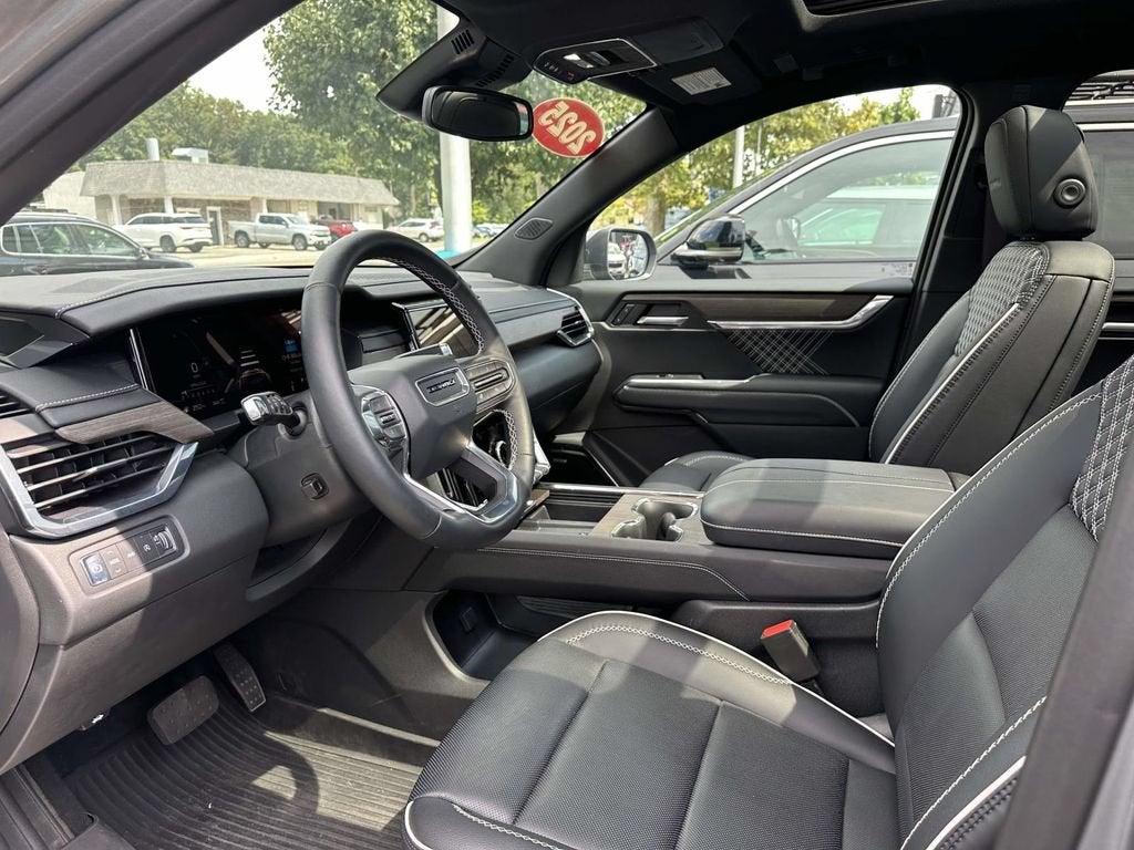 2025 GMC Acadia Denali
