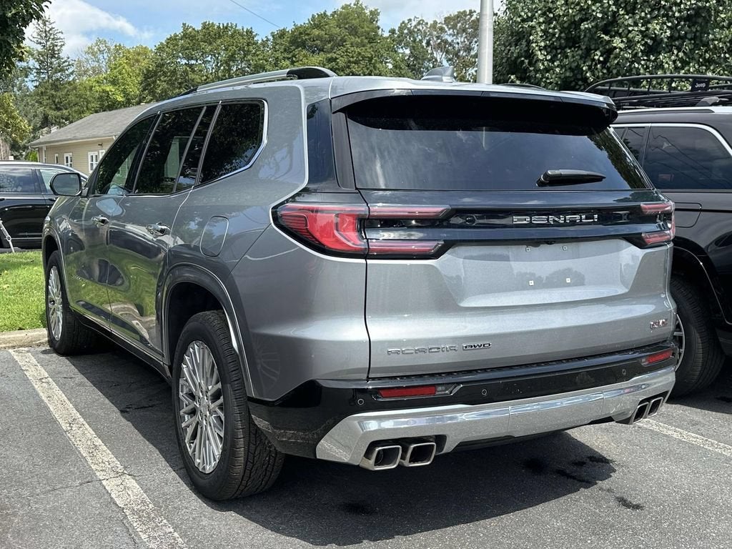 2025 GMC Acadia Denali