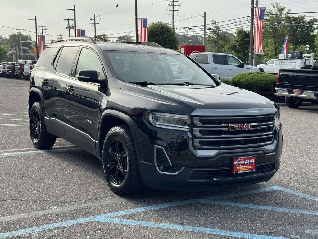 2023 GMC Acadia AT4