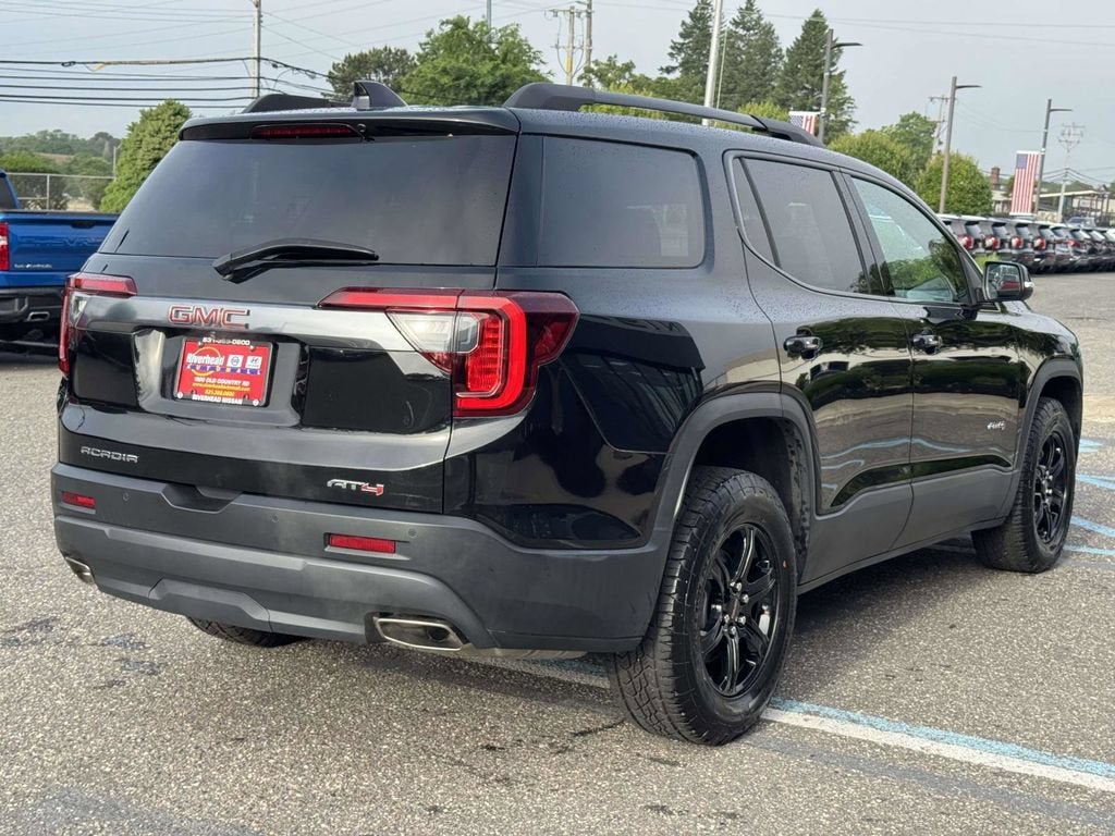 2023 GMC Acadia AT4