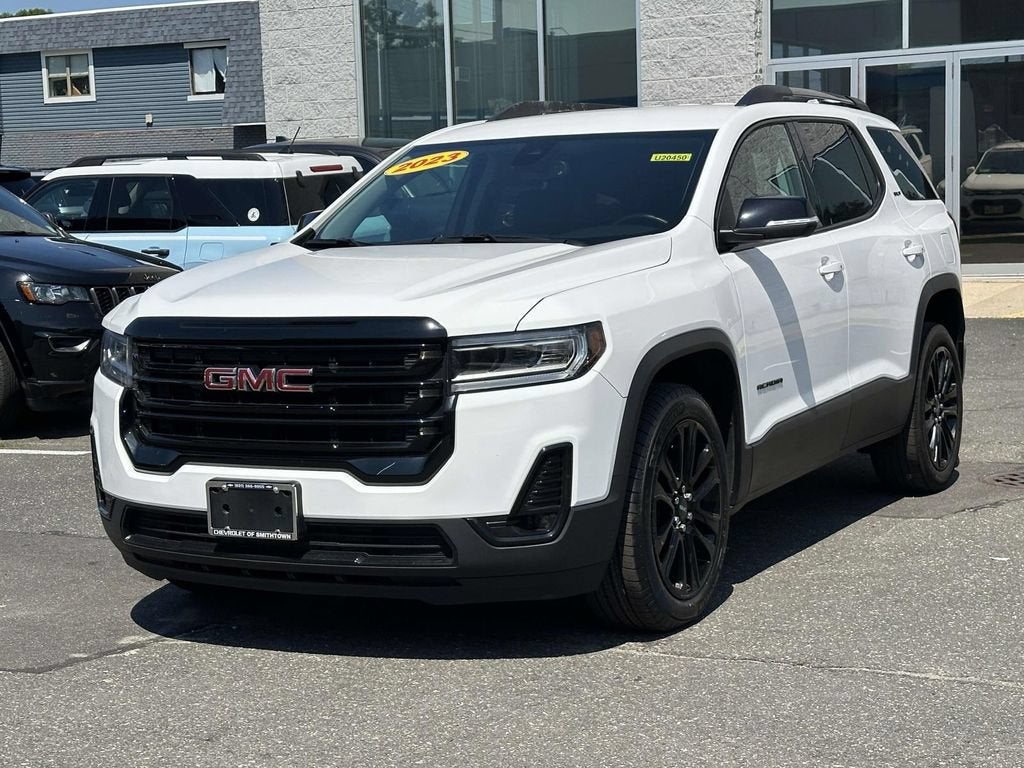 2023 GMC Acadia SLT