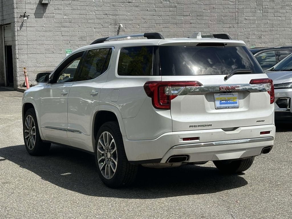 2023 GMC Acadia Denali