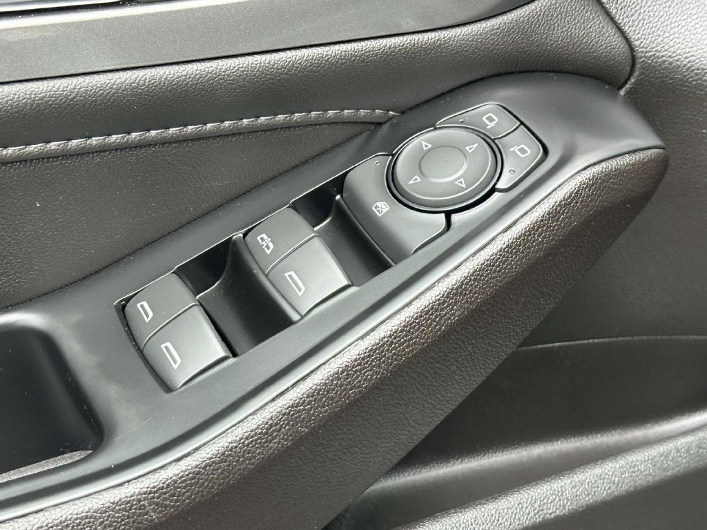 2024 Chevrolet Traverse Limited LT Cloth