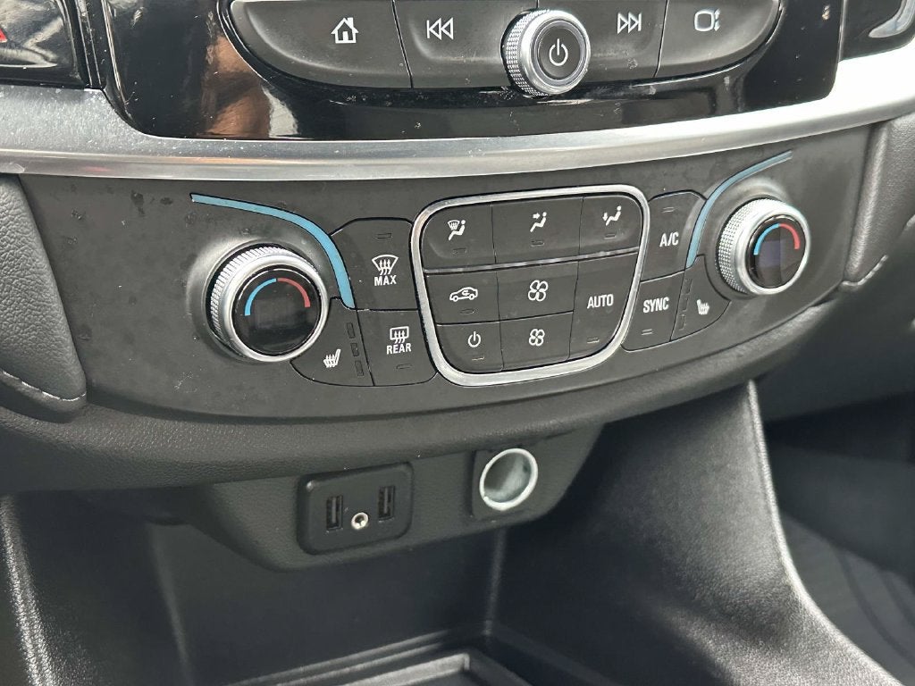 2024 Chevrolet Traverse Limited LT Cloth