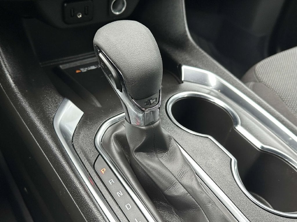 2024 Chevrolet Traverse Limited LT Cloth
