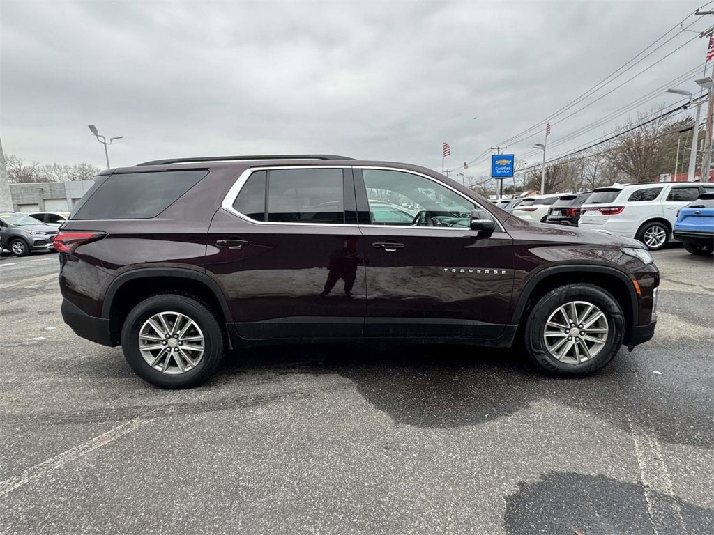 2023 Chevrolet Traverse LT Cloth