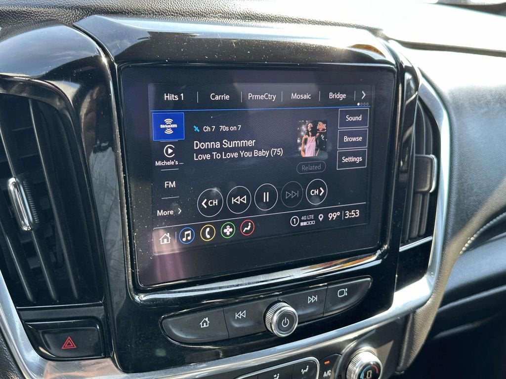 2023 Chevrolet Traverse LT Cloth