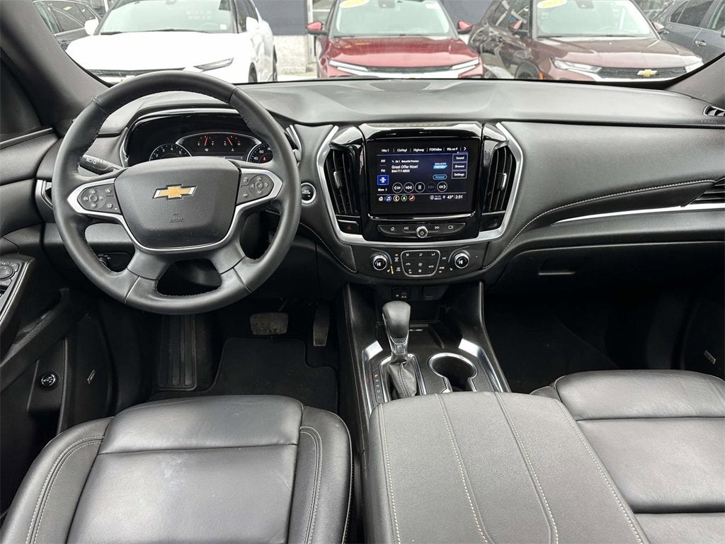 2023 Chevrolet Traverse LT Leather