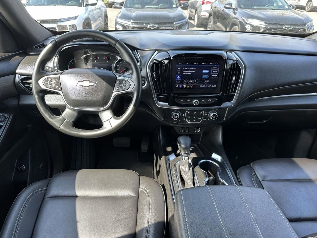 2023 Chevrolet Traverse LT Leather