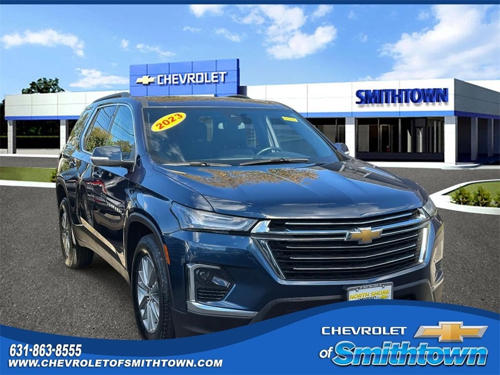 2023 Chevrolet Traverse LT Leather
