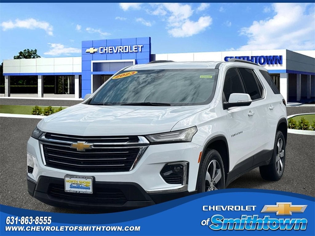 2023 Chevrolet Traverse LT Leather