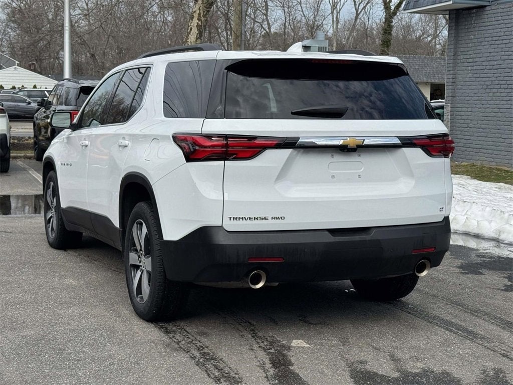2023 Chevrolet Traverse LT Leather