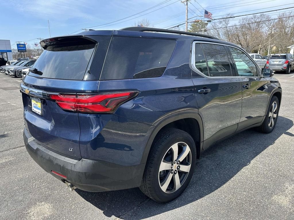 2023 Chevrolet Traverse LT Leather