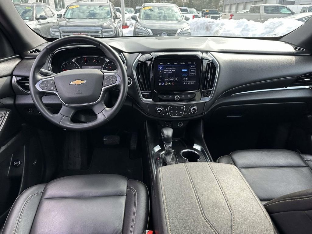 2023 Chevrolet Traverse LT Leather
