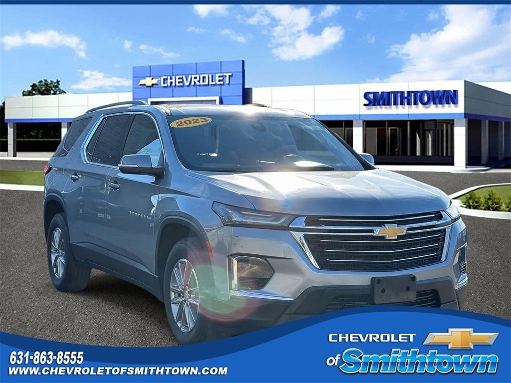 2023 Chevrolet Traverse LT Leather