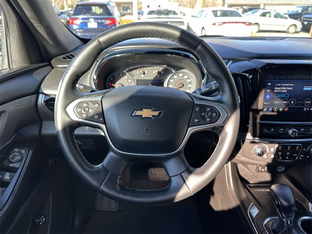 2023 Chevrolet Traverse LT Leather
