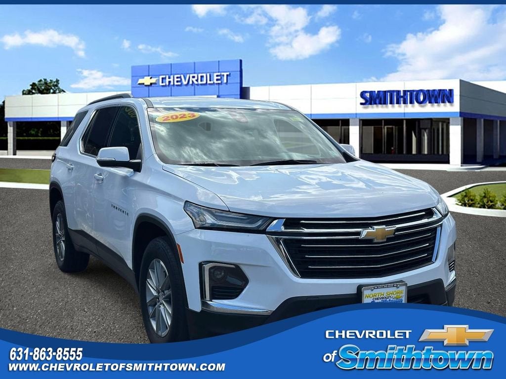 2023 Chevrolet Traverse LT Leather