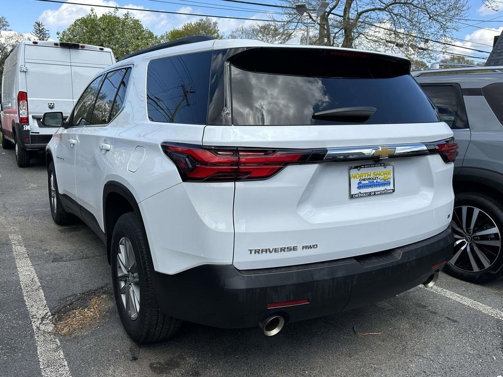 2023 Chevrolet Traverse LT Leather
