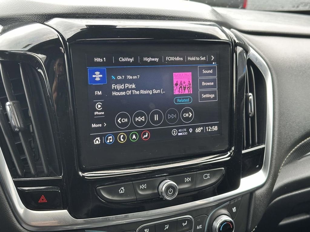 2023 Chevrolet Traverse Premier