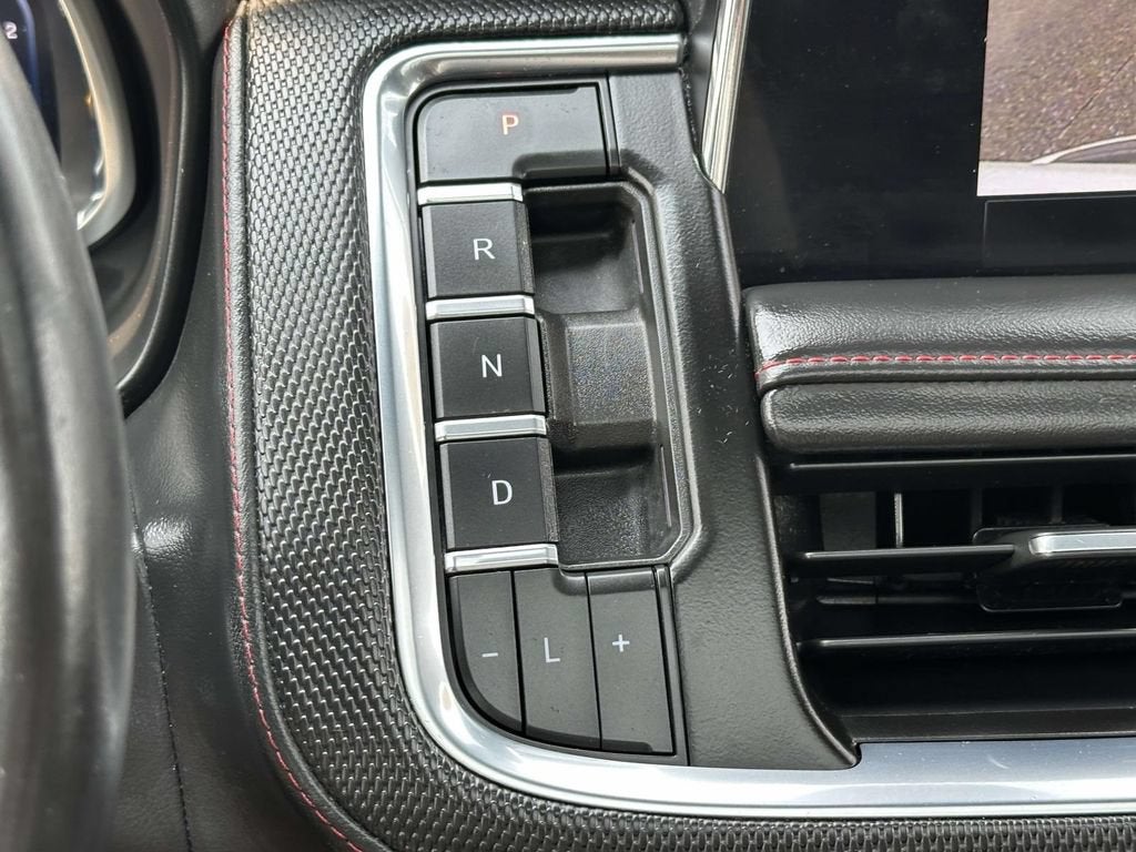 2022 Chevrolet Suburban RST