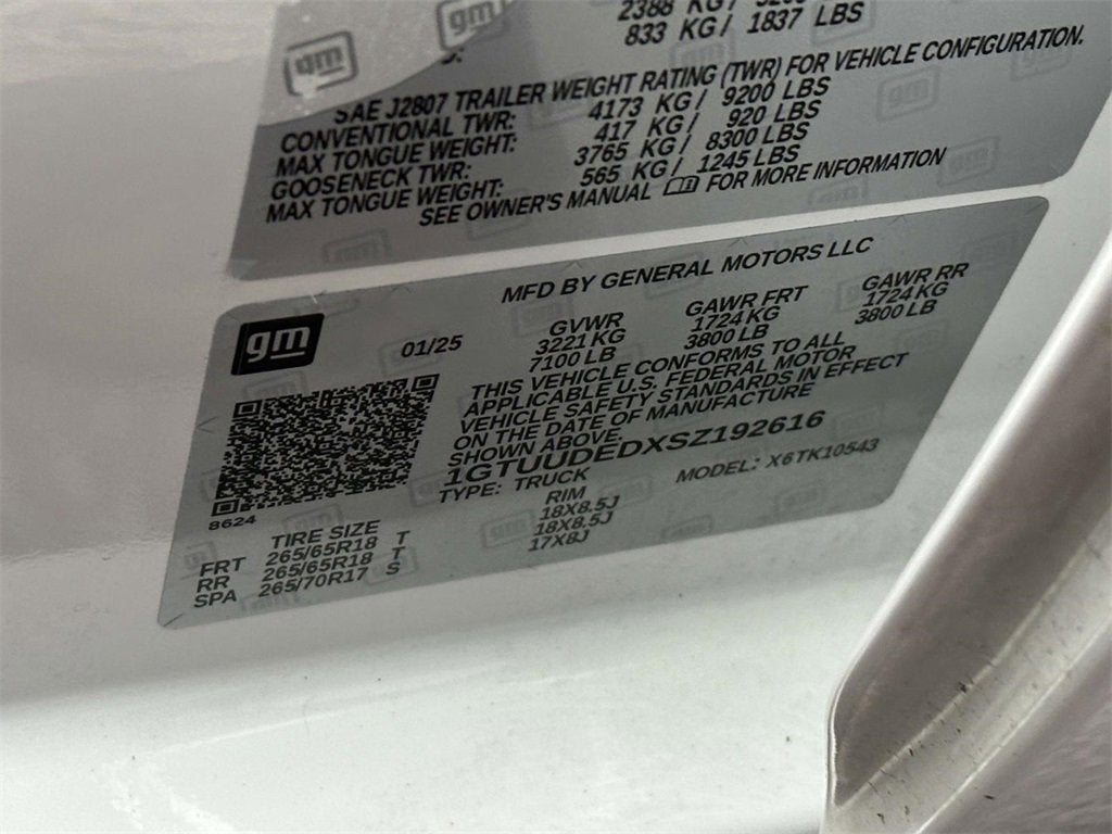 2025 GMC Sierra 1500 SLT