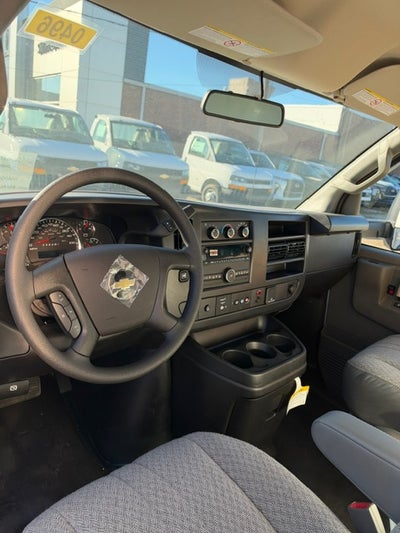 2026 Chevrolet Express Cutaway 3500 1WT