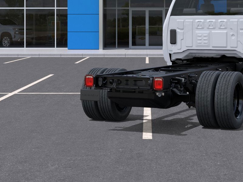 2025 Chevrolet Silverado 5500 HD Work Truck