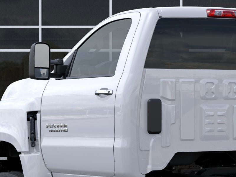 2025 Chevrolet Silverado 6500 HD Work Truck